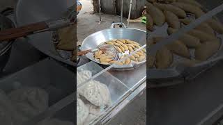 Download lagu Giant kikiam at Chat tu chak market #thailand mp3