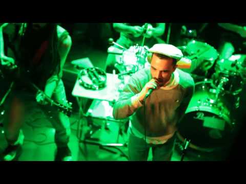 Cool and Calm - Show Up 2/5 - Roberto Sánchez backed by Zamaramandi