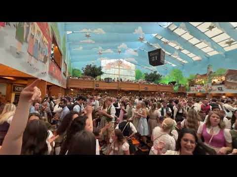 Oktoberfest 2025 - A taste of Oktoberfest 2023 - Hacker Pschorr Festzelt - Wackelkontakt