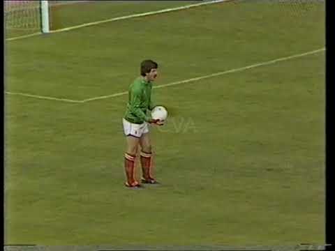 Wolverhampton Wanderers V Barnsley 11th September 1982. The Big Game T.V. highlights.