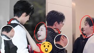 Download lagu In the Spotlight | The Red Mark on Liu Yuning's Neck Causes a Stir! The True Story Behind the Scenes mp3