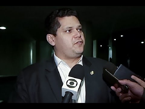Davi defende democratização da comunicação e da internet no Brasil