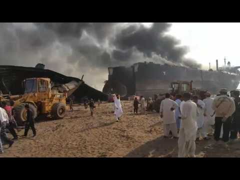 Fire on a ship in Gadani, Pakistan (November 1, 2016)