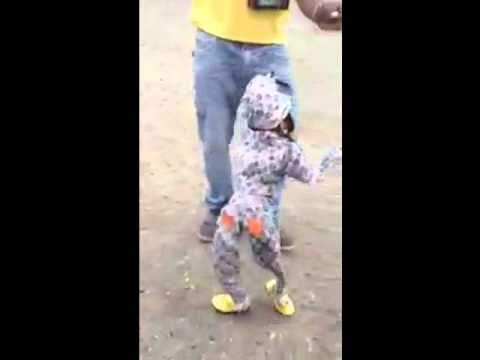 Bailando intro sacamostro