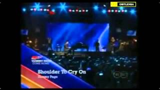 Download lagu A Shoulder To Cry On live in concert mp3