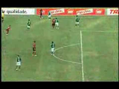Brasileirão 2007 - Goiás 1x3 Flamengo - Gol de Juan (2)