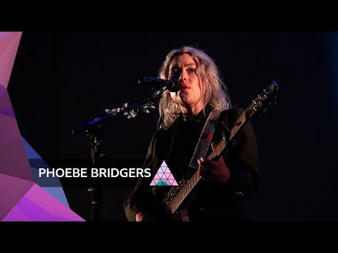 Phoebe Bridgers  - I Know The End (Feat. Arlo Parks) (Glastonbury 2022)