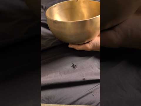 [A174] Special New Jambati singing bowl, ⌀18cm / 845g, 🔽 F3 +23c (177 Hz), 🔼 C5 -34c (513 Hz) — VAYU sounds