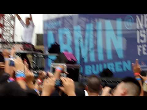 Nic Chagall feat. Jonathan Mendelsohn - This Moment (Prog Mix) (Armin @ Governor's island 20090912)