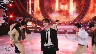 Download lagu 'Black Suit' SUPER JUNIOR *SMTOWN LIVE 2023 : SMCU PALACE @KWANGYA 230101 mp3