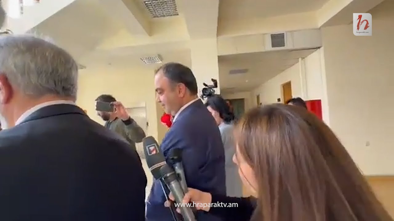 Քանի՞ ոստիկան է պատժվել՝ ցուցարար ծեծելու համար. հարց՝ ՆԳ նախարարին