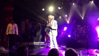 Billy Ocean O2 Academy Simple Game