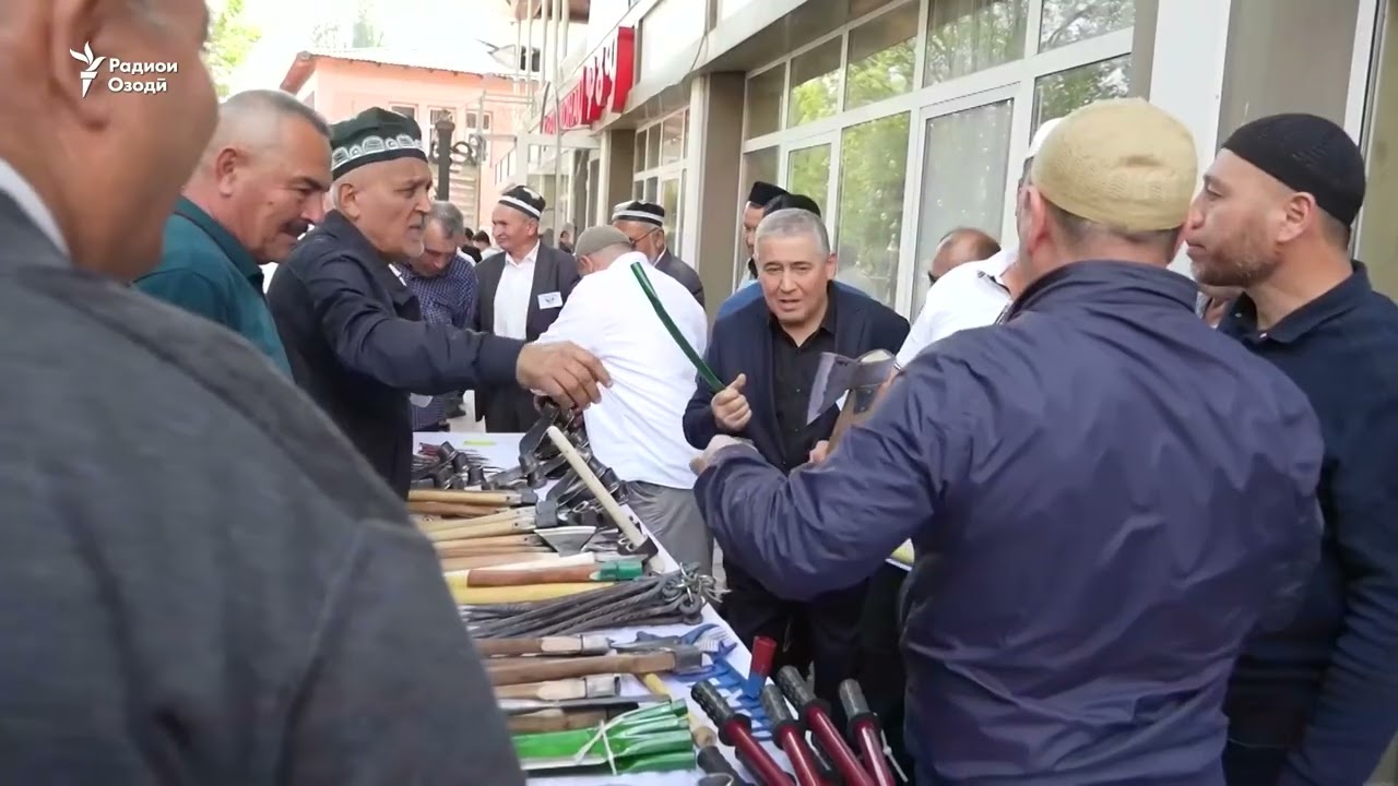 Оҳангарони тоҷик саъй доранд, то касби қадимӣ аз байн наравад