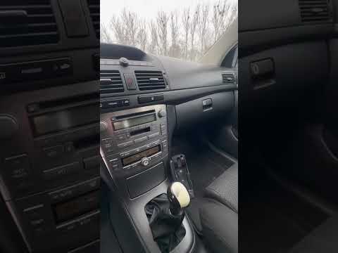 фото toyota avensis ii 0