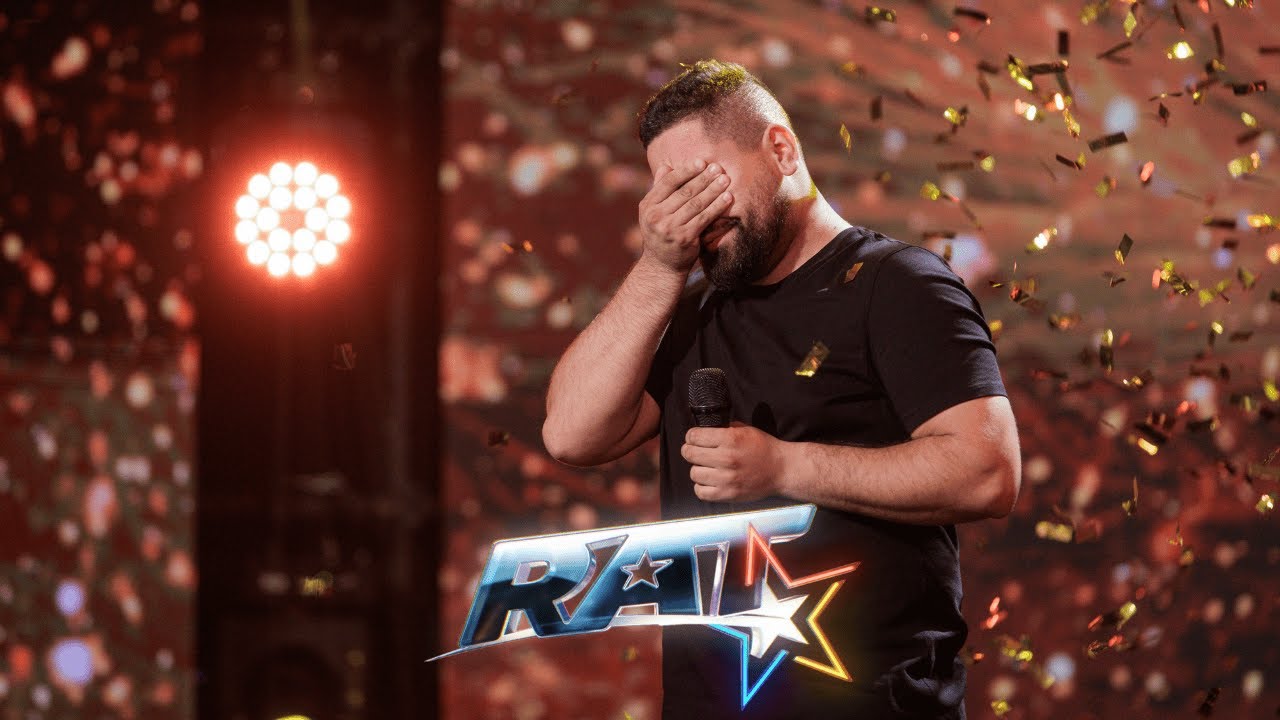 Ion Cozer, aplaudat în picioare: „Un diamant neșlefuit” | Românii Au Talent S15