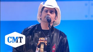 Brad Paisley Performs "Old Alabama" | CMT Giants: Alabama