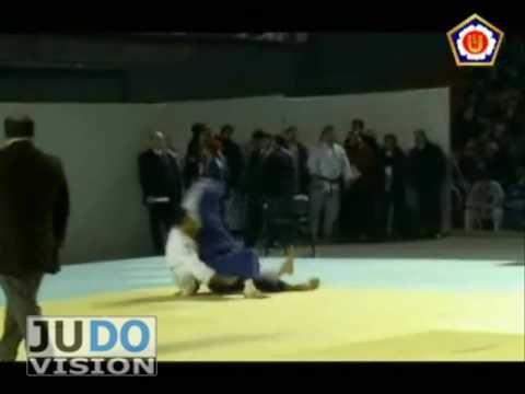 JUDO 2009 World Cup Tbilisi: Masahiko Tomouchi (JPN) - Artur Sarkisyan (UKR)