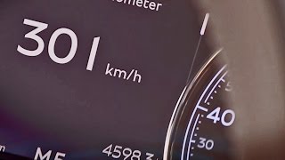 2016 Bentley Bentayga - High Speed Testing