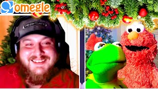 Kermit the Frog and Elmo Wish You ALL a Merry Christmas on OMEGLE!