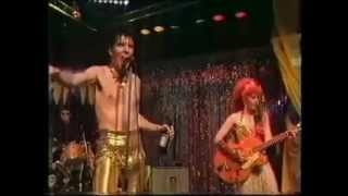 The Cramps - Whats Inside A Girl (Official Live Performance)