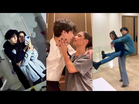 All Charli D’Amelio & Landon Barker’s TikToks Together