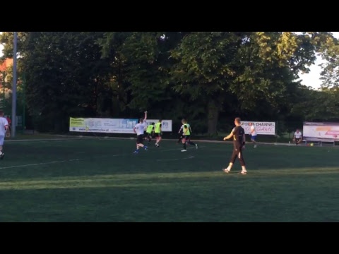 12.06 NG Engineering (żółte) - Wypici Team (białe)