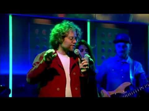 Benny Sings - The Beach House (Live at DWDD, 27-11-2015)