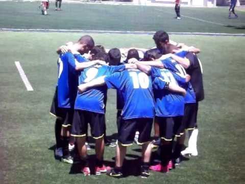 Muleke Travesso F.C x Tatos F.C - Oração no final do jogo