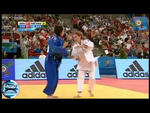 European Judo Championship Budapest 2013 Bronze -48kg AKKUS Sumeyye (TUR) - SAHIN Ebru (TUR)