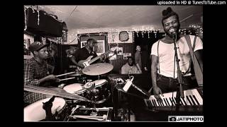 Robert Glasper Experiment - Packed like sardines in A Crushed Tin box