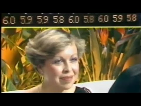 Jayne Torvill & Christopher Dean - 1982 European Figure Skating Championships - Summertime OSP