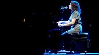 Regina Spektor - &quot;The Flowers&quot; live @ Credicard Hall, São Paulo, Brasil (HD)