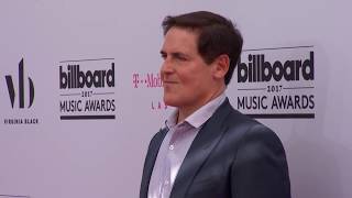 BBMAs 2017 FashionCam Mark Cuban