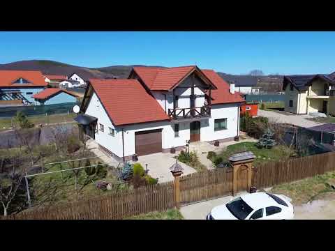 Casa primitoare si apreciabila, areal cu liniste, gradina frumoasa, Sancraiu,Szalomer Covasna — Video
