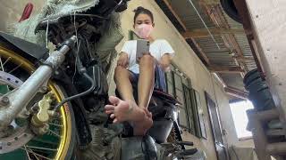 rubbing toes to lapalapa dai vlog 230
