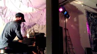 Mind Over Mirrors live at Incubate 2011, Tilburg