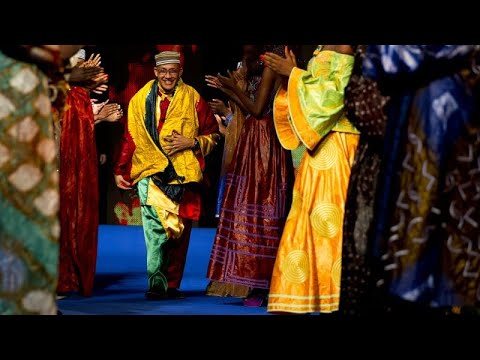 Designer Alphadi returns to Timbuktu with a “Caravan of Peace”