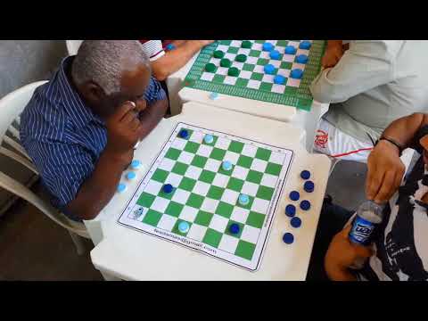 Jogo de Damas - Vinícius no ES em 2017 - vídeo 15