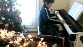&quot;JINGLE BELLS&quot;  boogie/rock version on piano