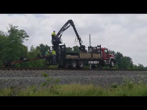 Magnet crane truck north of Wapakoneta