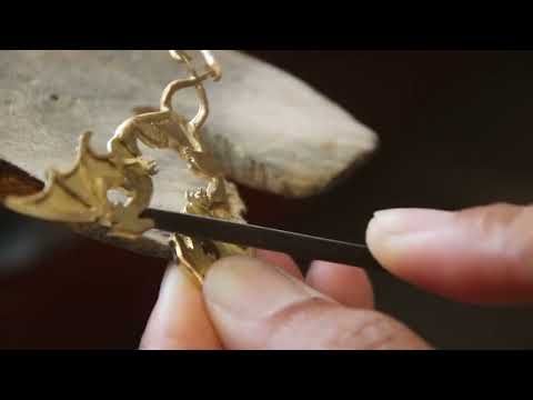 Love's Explosive Quandary: Unraveling the Shocking Ultimatum with a Twin Dragon Necklace Twist!