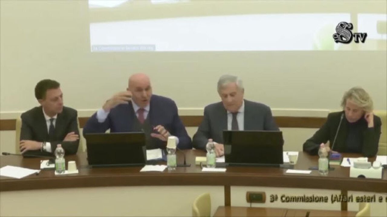 Crosetto: "Avrò sbagliato come Ministro, ma a Dubai c'erano miei figli"