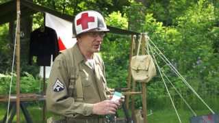preview picture of video 'WW2 Medic - US Army First Aid Men'