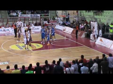 Trapani - Roseto. Semifinale di ritorno dei play off DNB di Basket. 23-5-2013. 1° quarto
