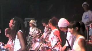 Pan In A Minor Bubbles and RASPO @ WOMAD UK 2009