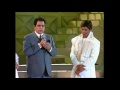 EK Daur Tha Dilip Kumar Famous Indian Actor Red Carpet Zee Cine Awards 2001