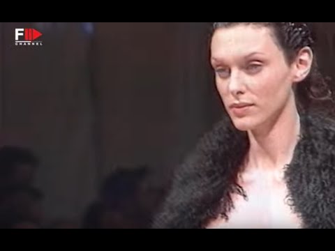 KATHARINE HAMNETT  Fall 1993 London - Fashion Channel