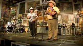 PESADO - SOMOS AJENOS