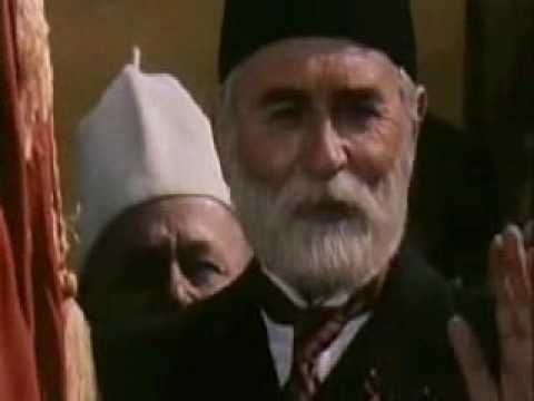 Kenge Labe: Do filloj duke menduar