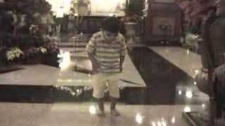 preview picture of video 'Dancing at the Aruba Riu Palace'